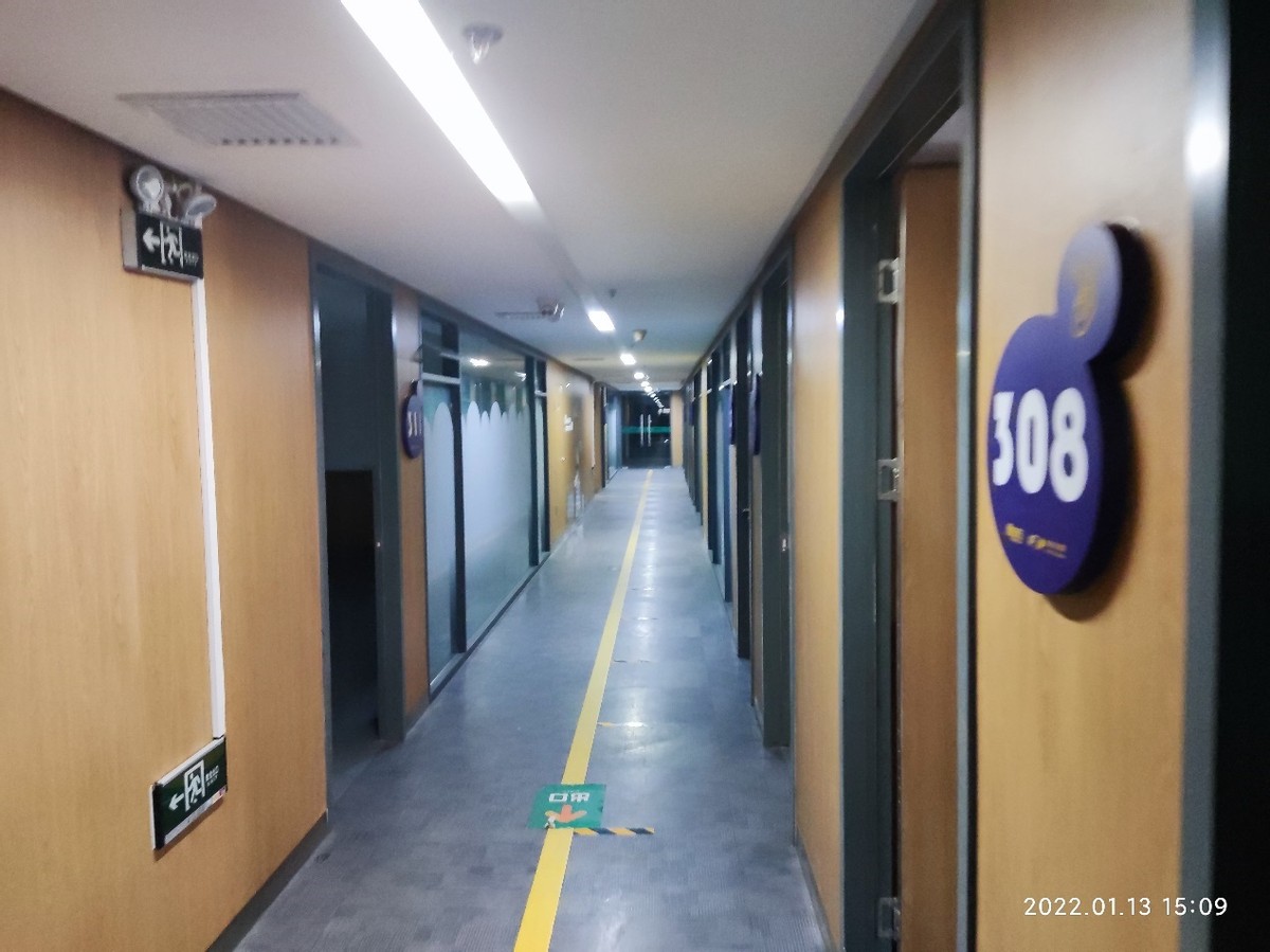 新东方退租后天客隆商务大厦改成共享办公有利可图吗？