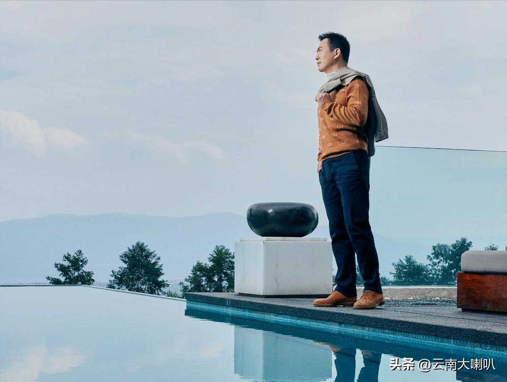 黄健翔成熟的男人,黄健翔最帅的照片