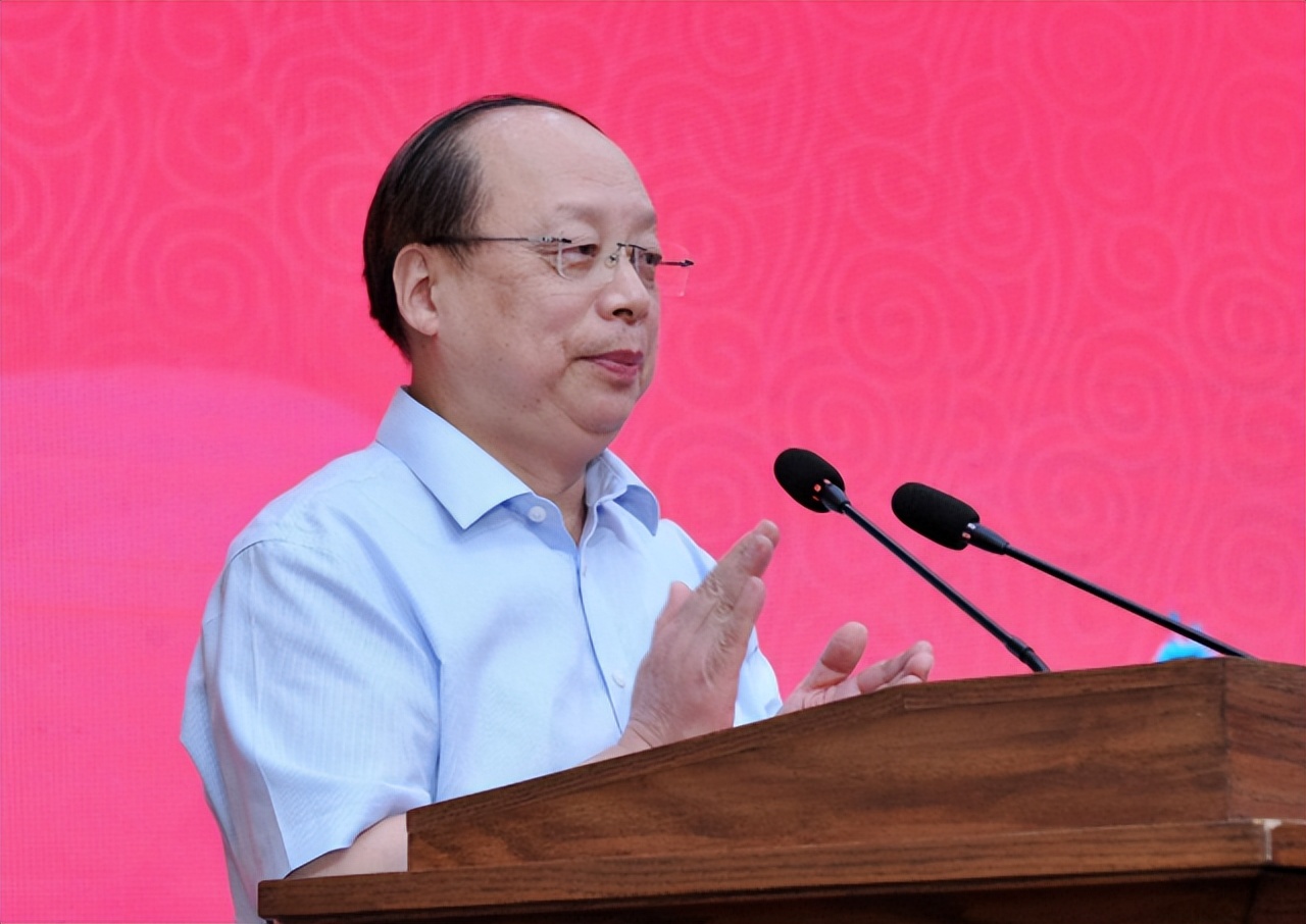 独家!计算机专业:166所大学排名,分6档!北邮毕业生留北京多