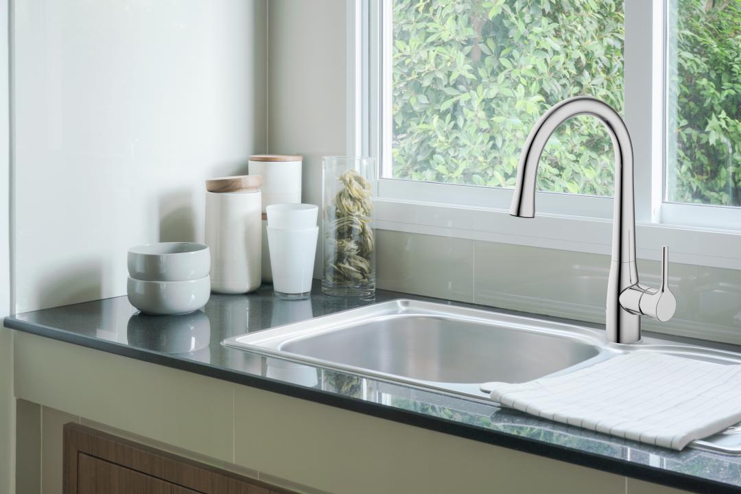 红外感应开关为什么总亮,红外探测仪为什么对着墙响