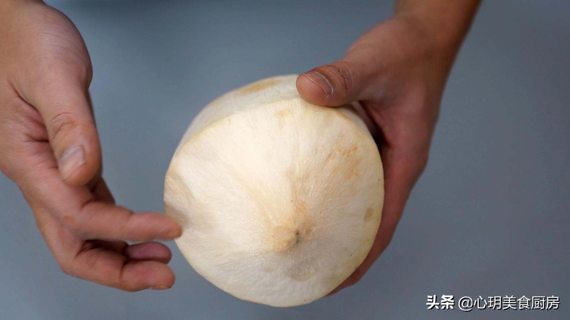 如何打开椰子取椰子肉,用开椰子的工具如何打开椰子