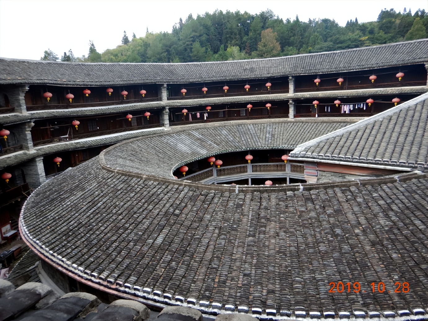 走进世界文化遗产之一福建永定客家土楼