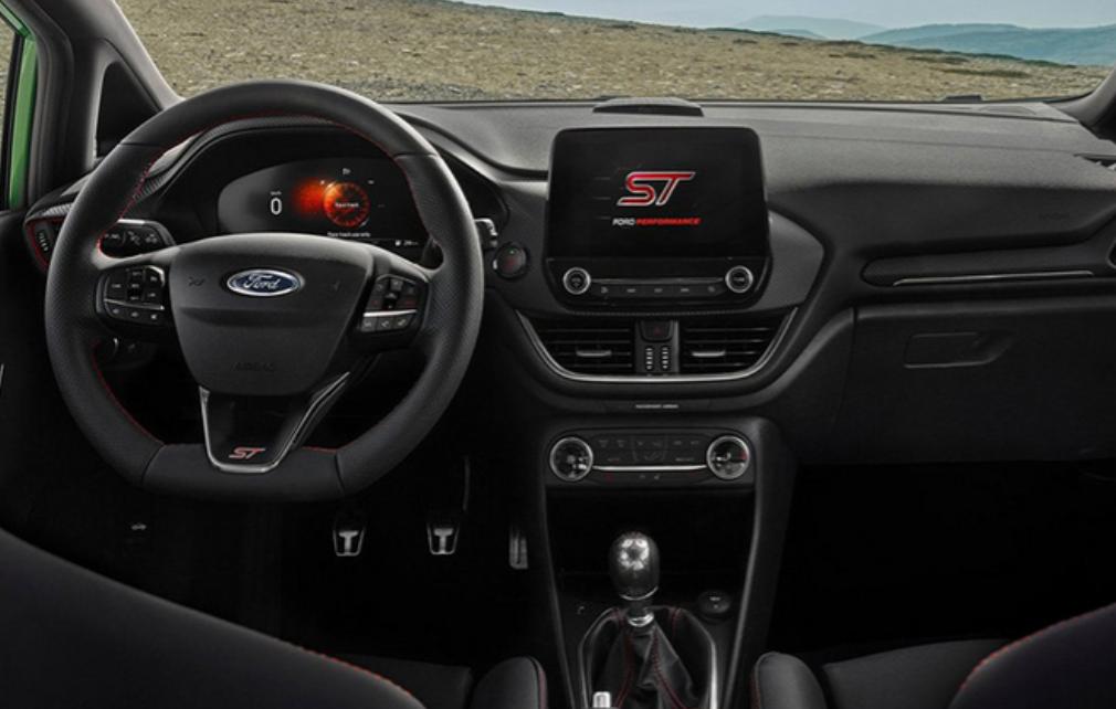 福特嘉年华st小钢炮,2022款福特小钢炮嘉年华