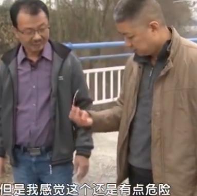 安徽大叔发明灭火器,发明灭火器灭火神器