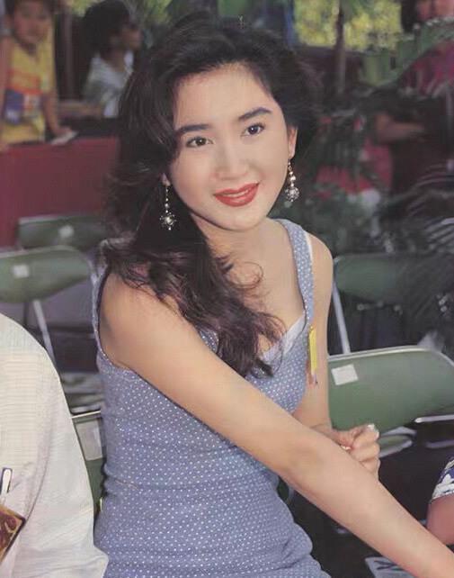 日军兽行照片：当着父亲的面玷污他女儿，临走还残忍割下妻子乳房