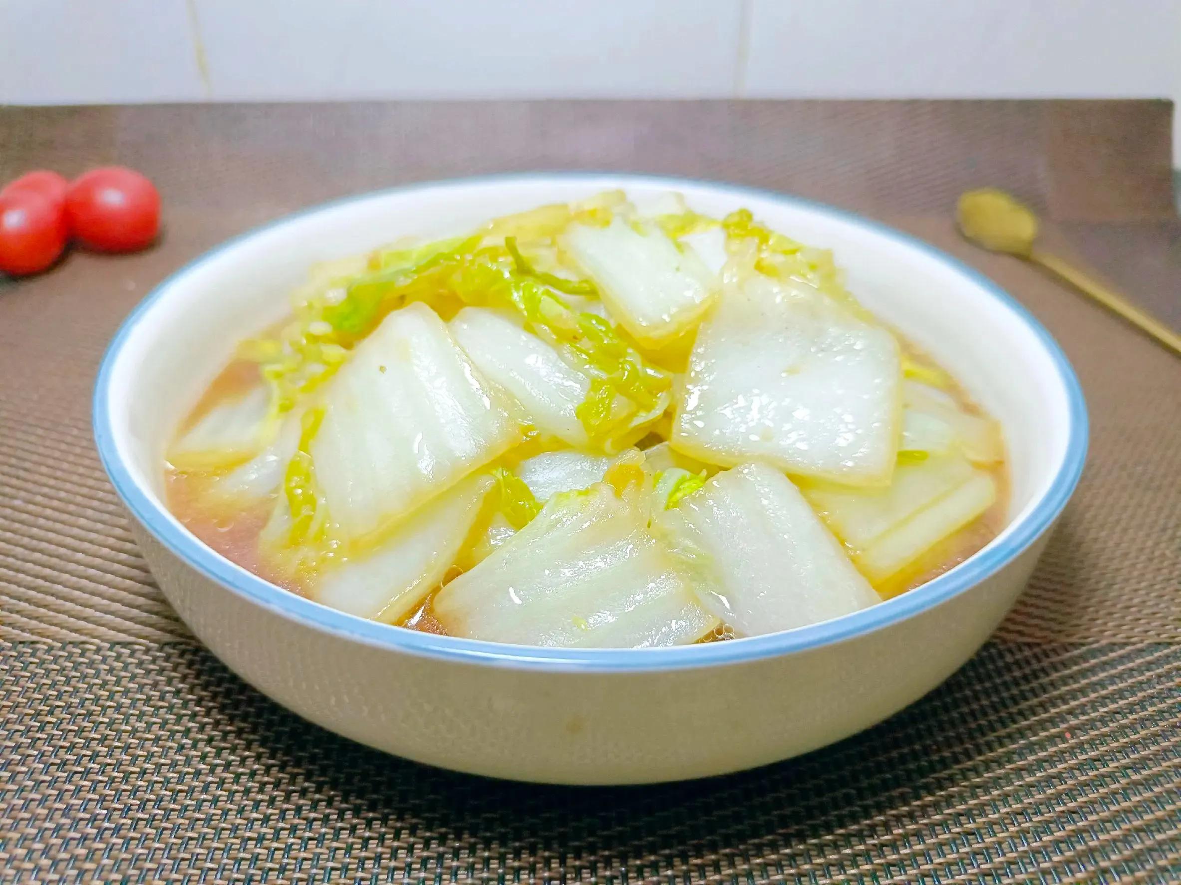 不小心“阳了”吃什么好？建议多吃“3白2绿1红”，助你早日康复