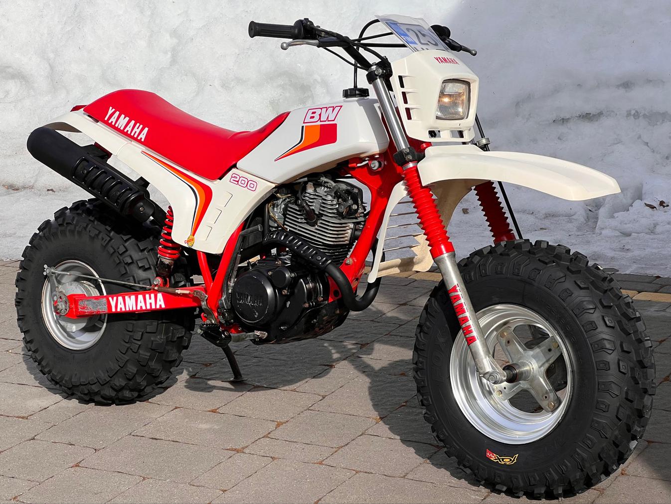 雅马哈qbx125摩托车,雅马哈摩托车150新款太子