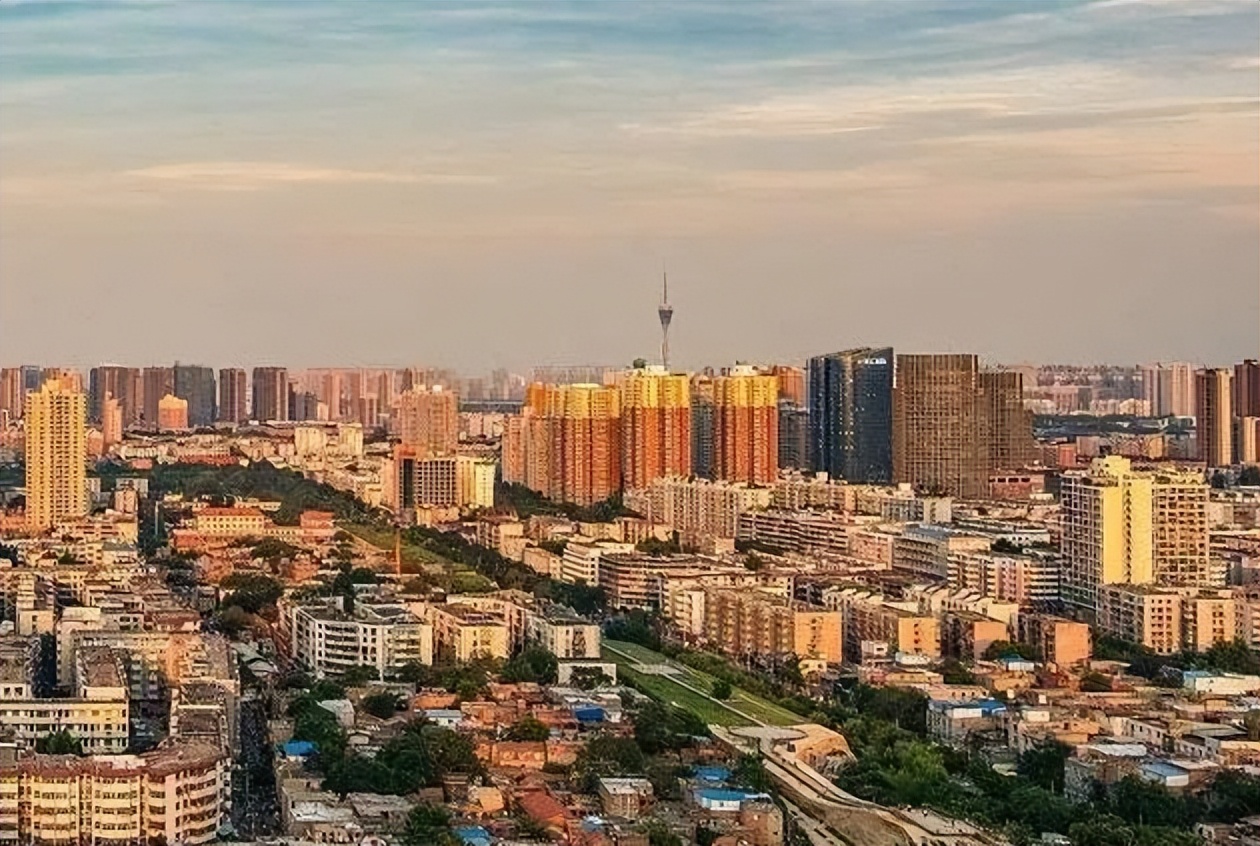 傻买一楼穷买顶楼,高层顶楼和一楼哪个更值得买