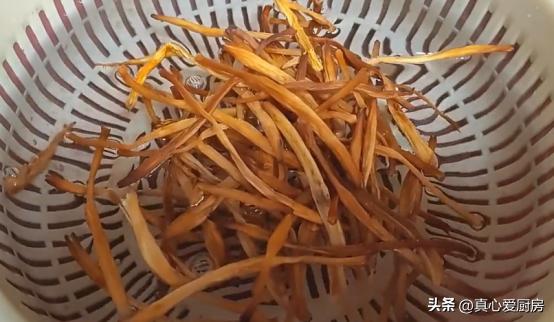 失眠就怕这菜安神无梦睡到自然醒,失眠吃什么药膳能改善睡眠