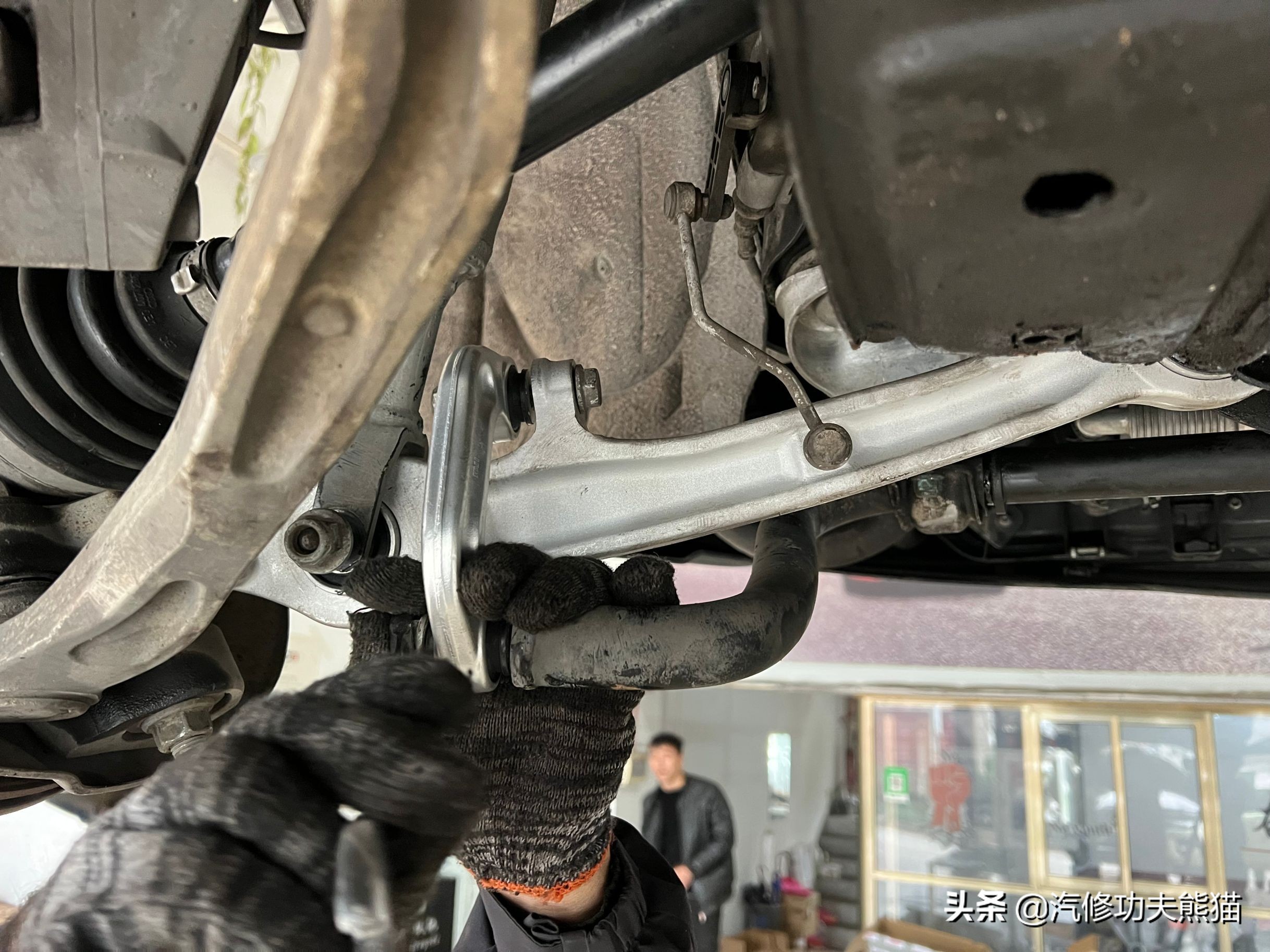 08年奥迪a6l机油压力不足,10年奥迪a6l2.8烧机油严重