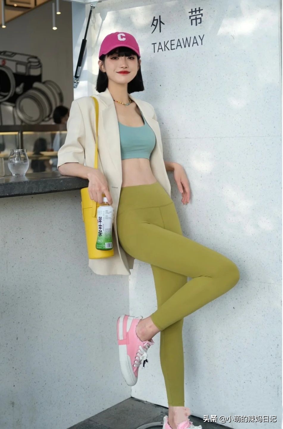 盘点那些时髦显瘦的瑜伽服穿搭,时髦大方的瑜伽穿搭展现