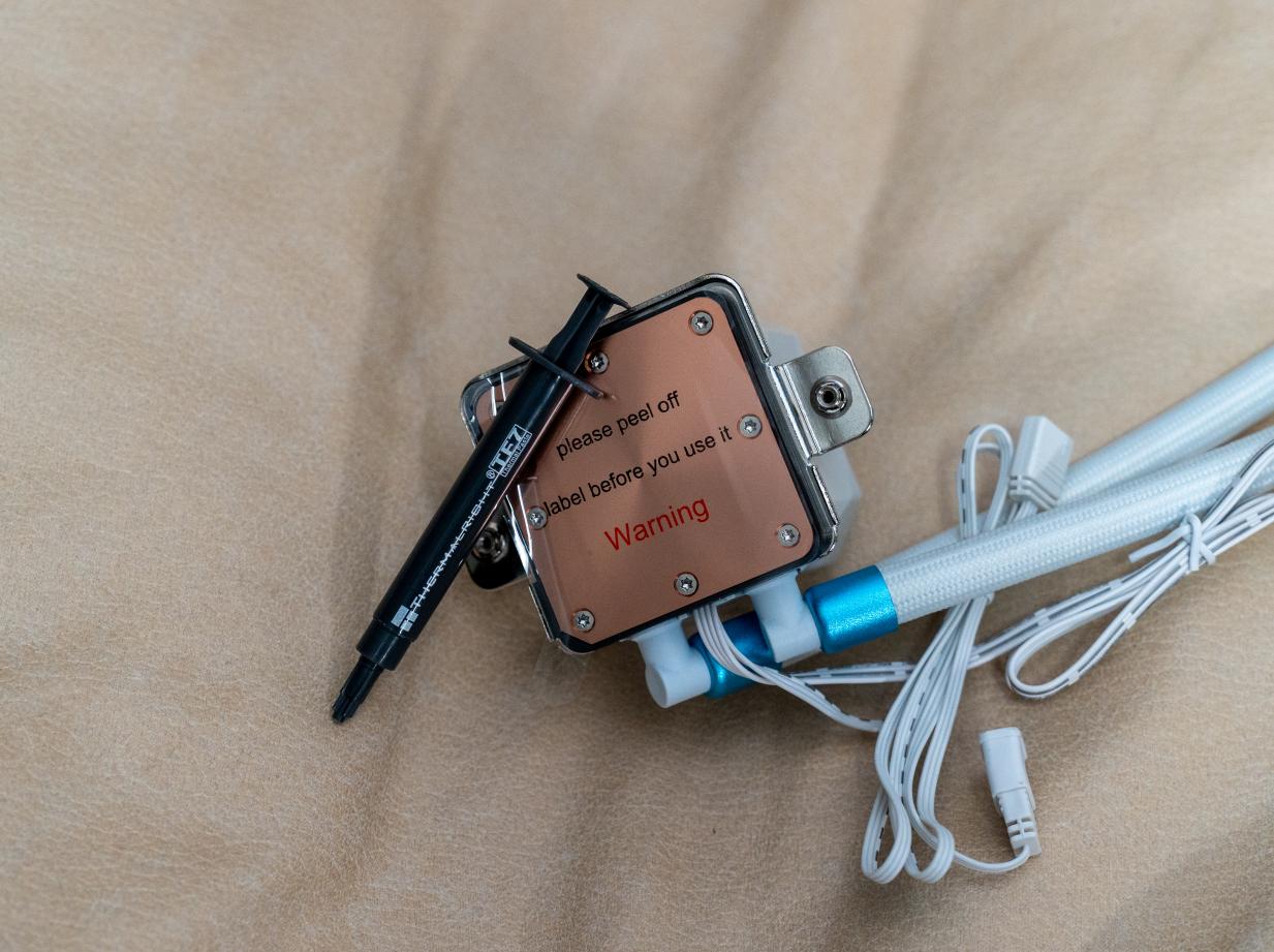 7800MHz动动手指就搞定了，人人都可以会的宏碁掠夺者D5超频教程