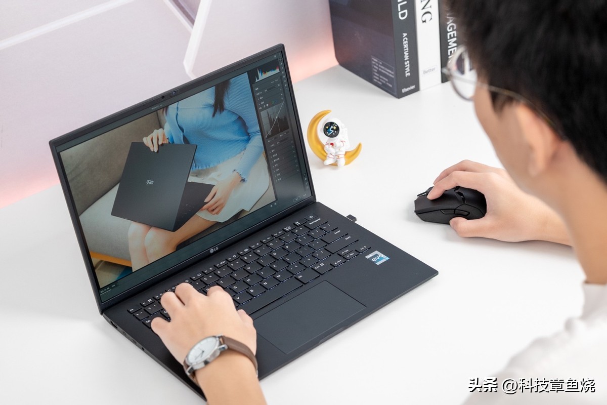 lggram16寸还是17寸好,LGGram笔记本评测