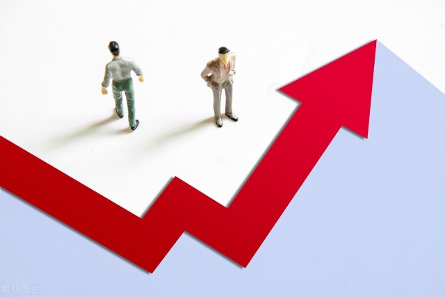 创业板竞价能不能以跌停价卖出,创业板连续竞价挂涨停可以买进吗