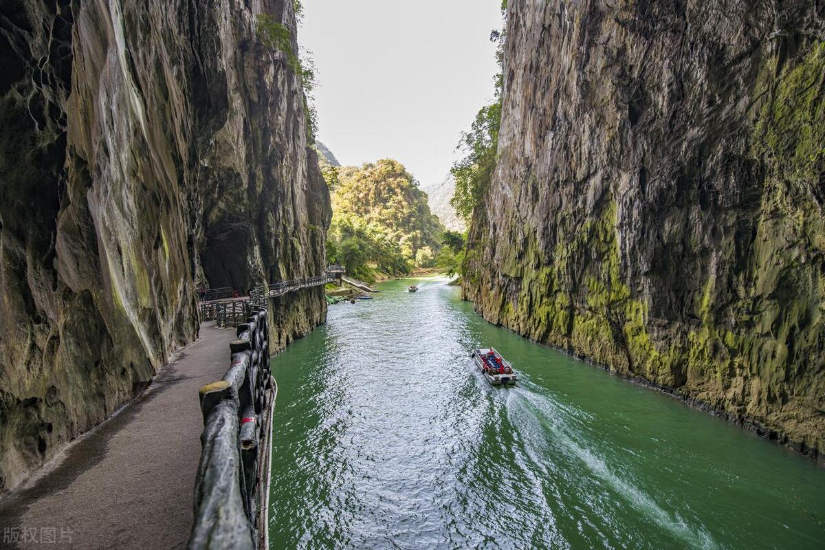 安顺必去十大景点,安顺必去的6大绝美景点