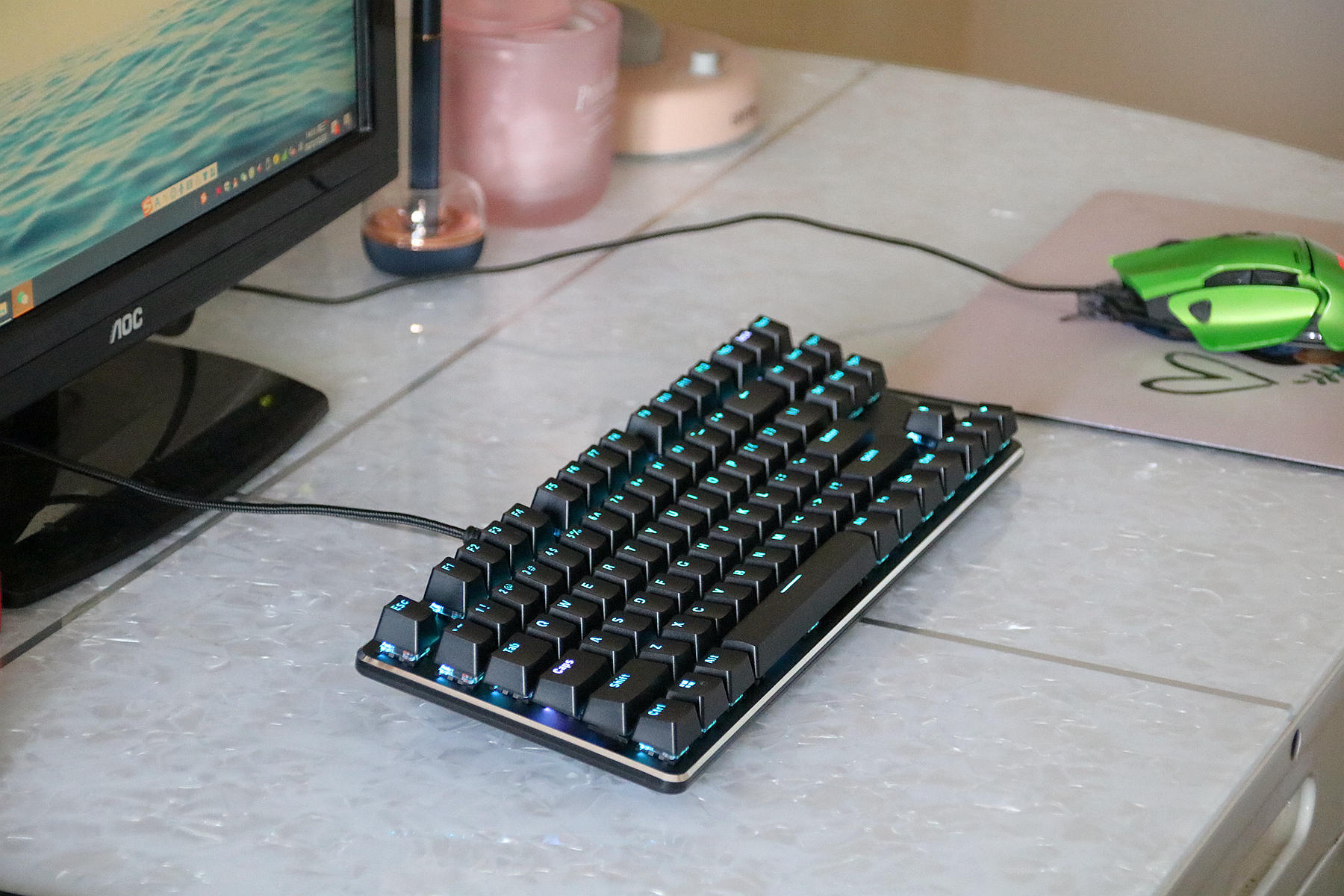 用了机械键盘就不想用薄膜键盘,用了就不想换的东西