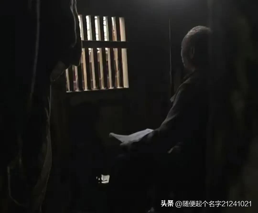 妻子躲邻居家14年,妻子躲在邻居家14年