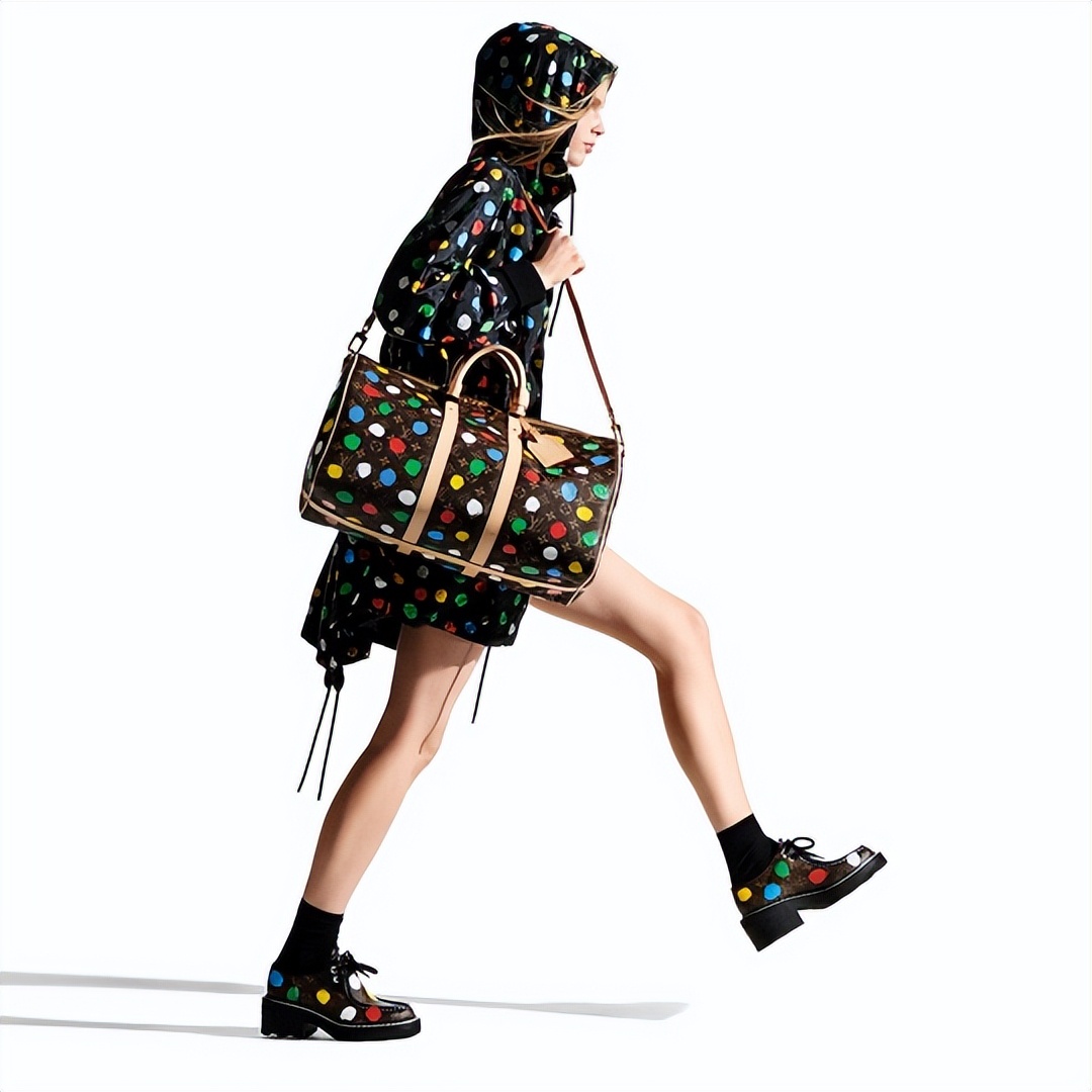 louisvuitton新包,lv联名草间波点包