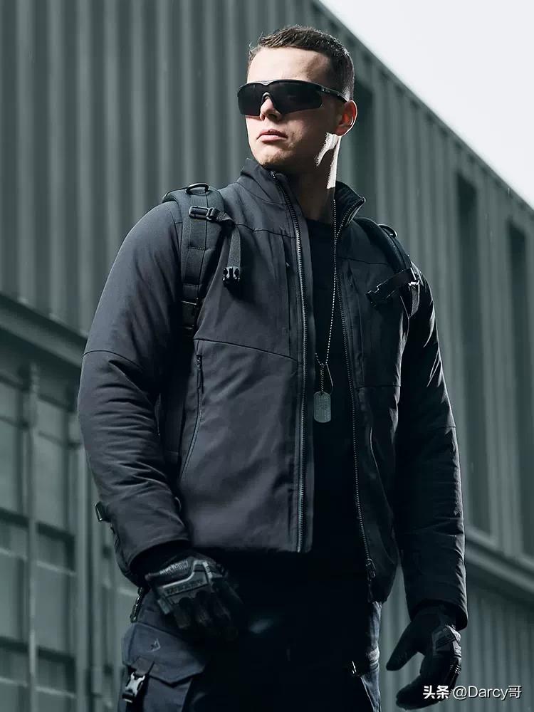 品牌冬天羽绒服冲锋衣推荐,国产品牌冲锋衣保暖测评