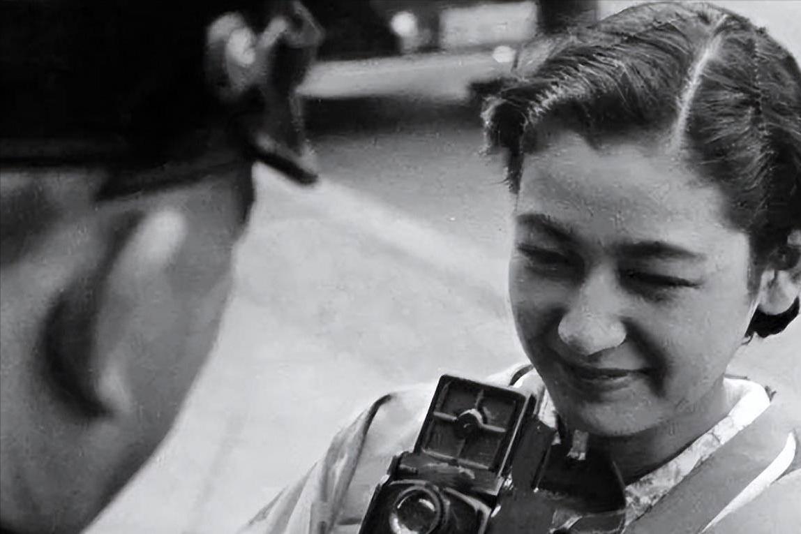 原节子和麦克阿瑟两人年龄差多少,日本女神原节子