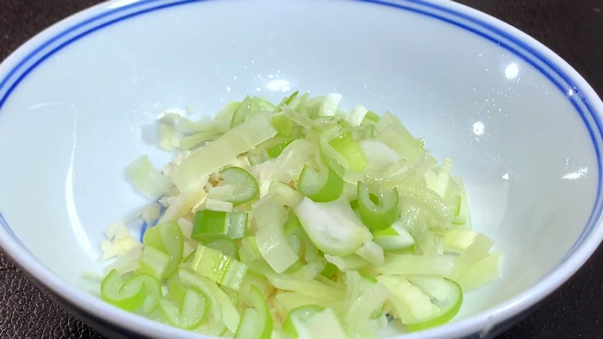 早上吃个它排出宿便,吃泻药能清除宿便