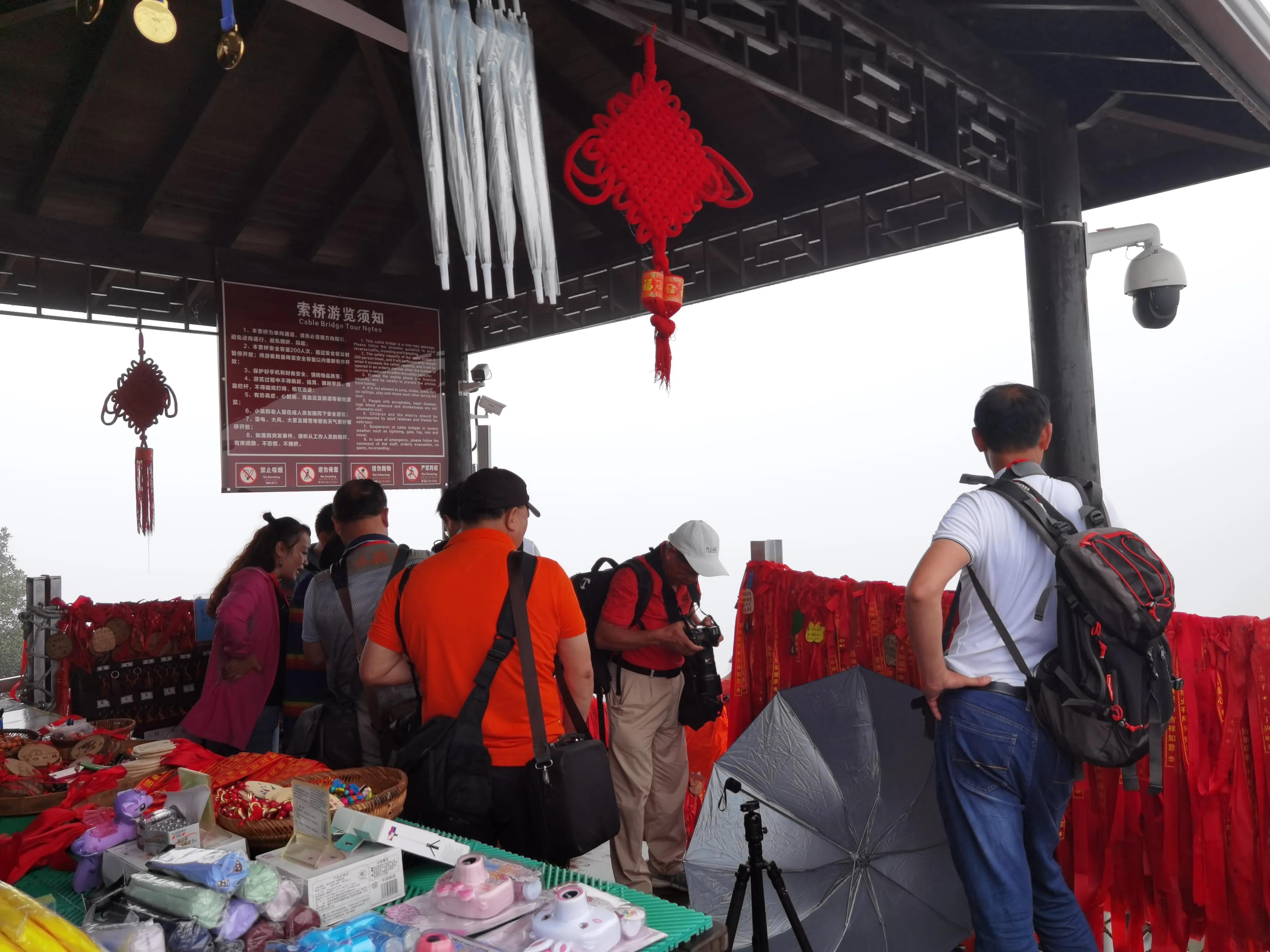 桂林阳朔如意峰一镜到底,阳朔如意峰全景