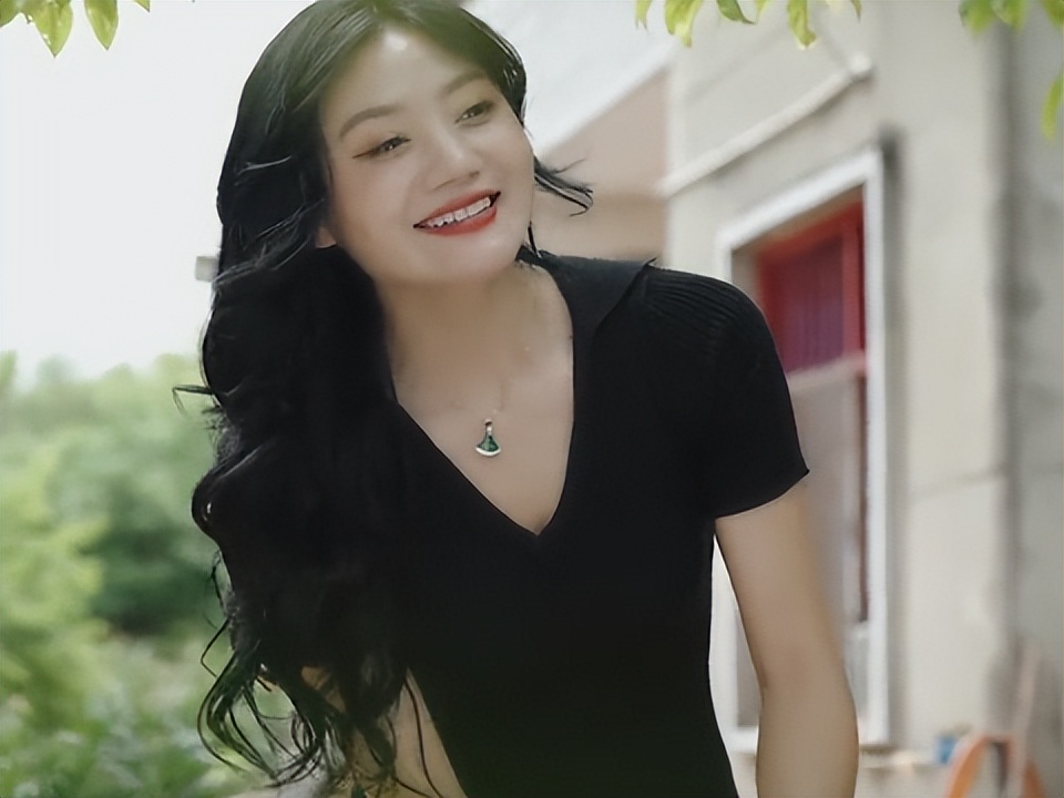 网红唐小鱼被曝光,网红唐小鱼抖音号