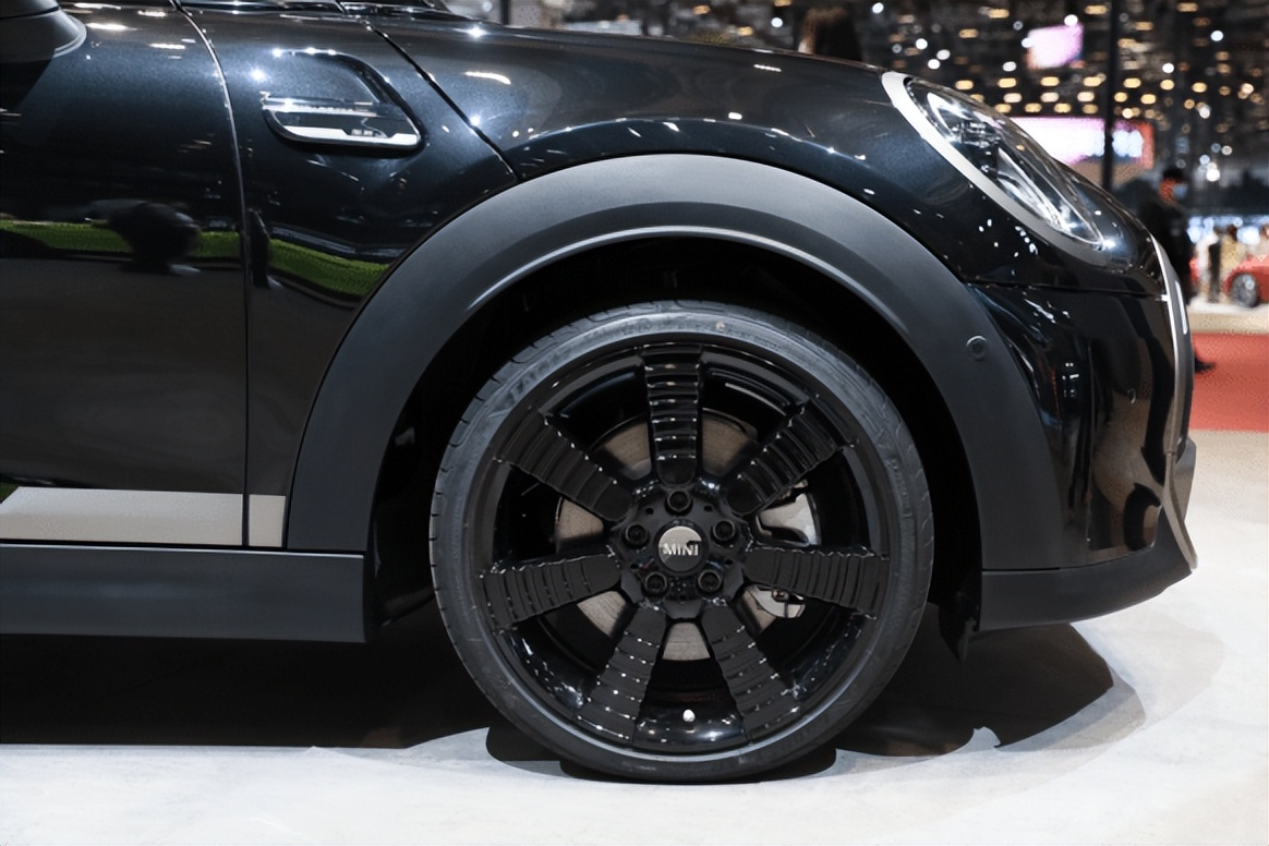 固特异汽车变革,固特异汽车行业