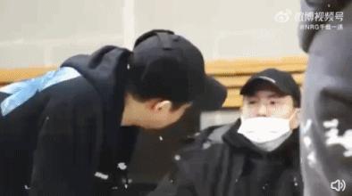 郑秀妍为啥这么火,郑秀妍为何不选唐诗逸