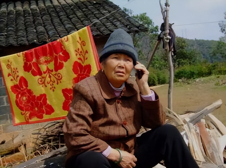 2000年陕西小伙捡到流浪老太,捡到流浪老太13年