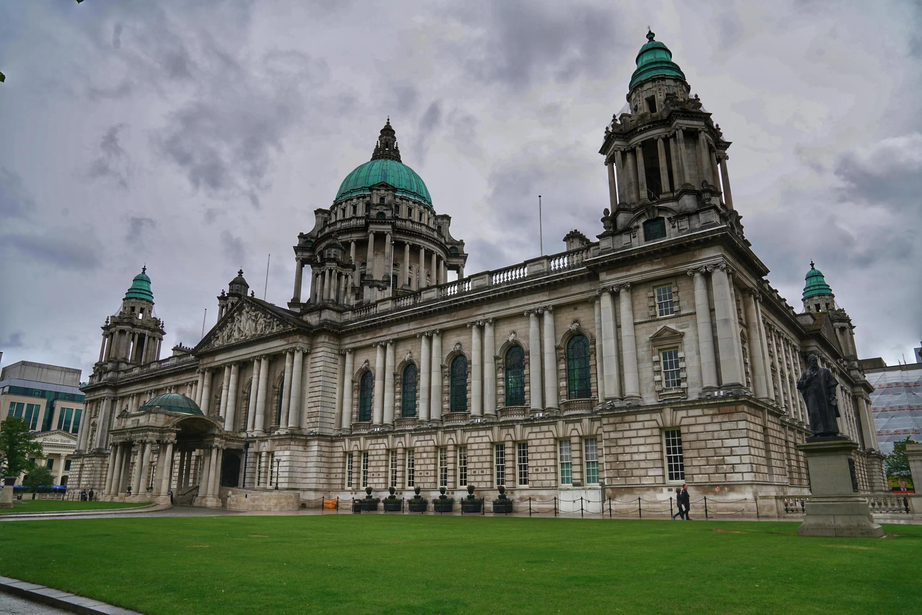 英伦三岛贝尔法斯特,体验权力的游戏