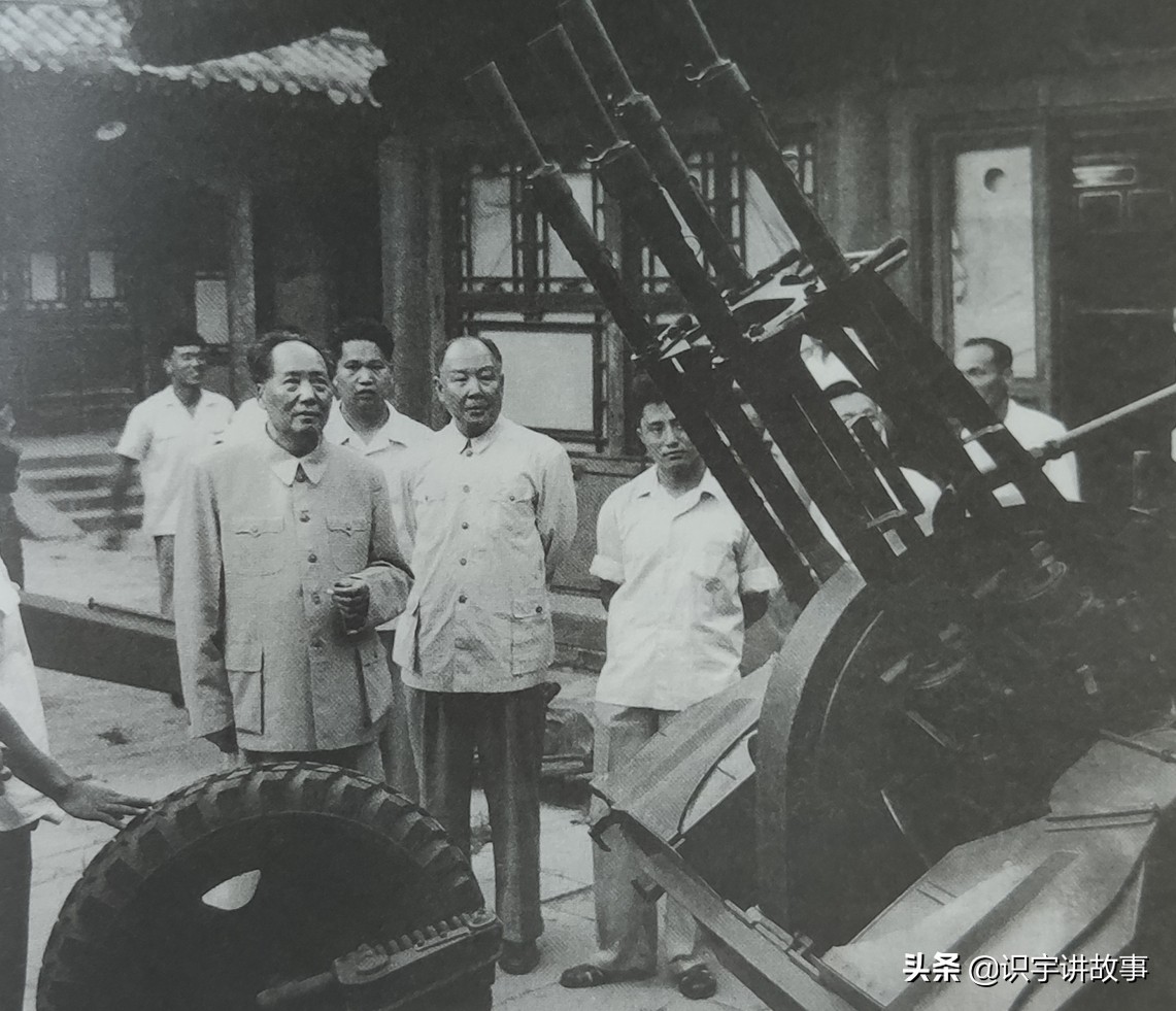 一次看个够！精心收集毛主席100张经典老照片，一起领略伟人风采