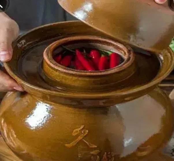 抗击疫情有妙招，代代相传的四川泡菜，美味下饭，一坛够吃3个月