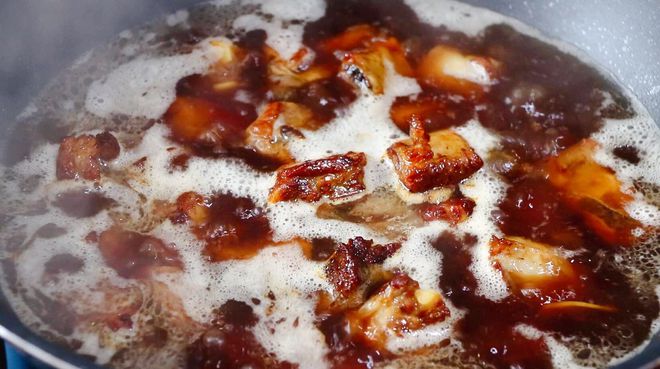 冰箱的猪肉结冰怎样解冻最快,猪肉冻住怎么才能快速解冻