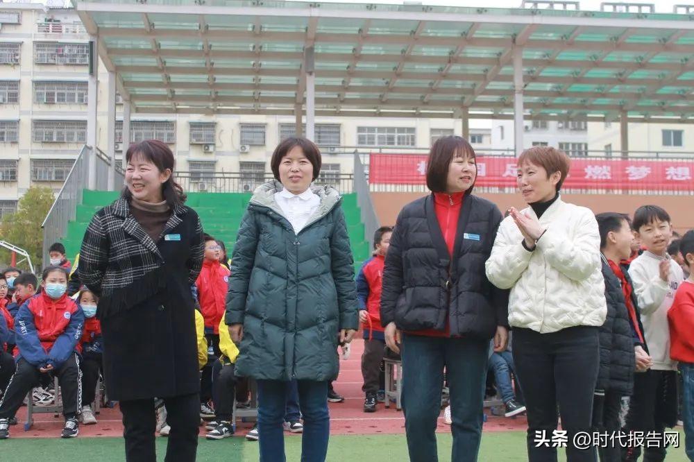 校园足球燃梦想自信阳光展风采——信阳市平桥区外国语小学2023年足球观摩赛