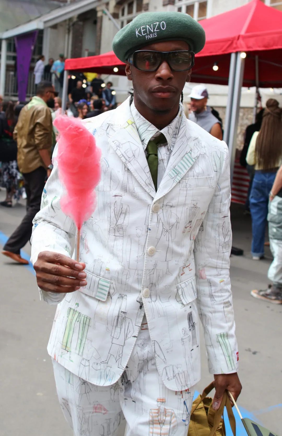 男明星宫廷风男西装搭配,最新男明星穿搭