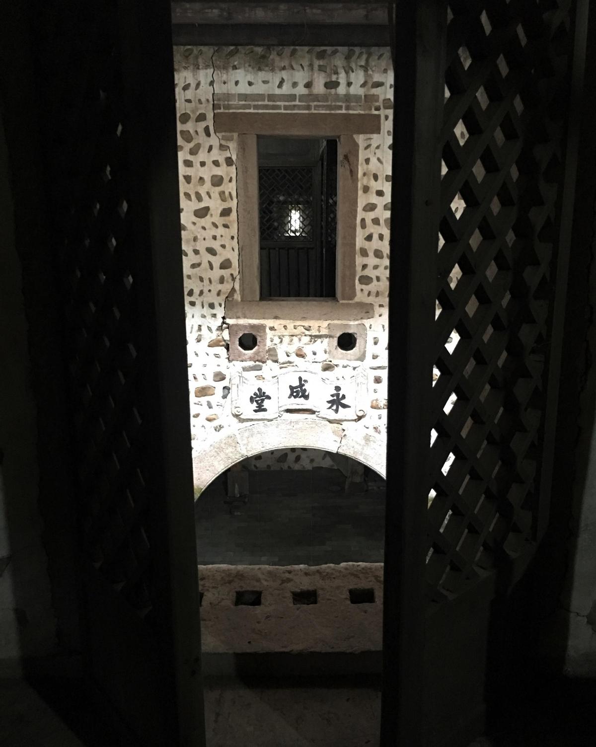 日军日记：男人饿倒在地，为了救他，我将他妻子的乳房割给他吃!