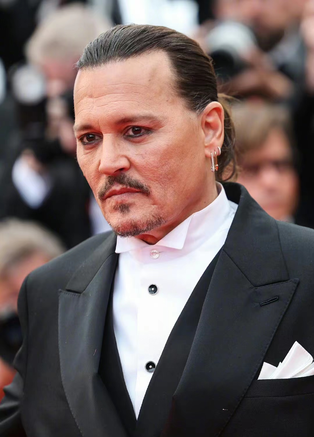 戛纳红毯明星模特,女星戛纳红毯抢镜