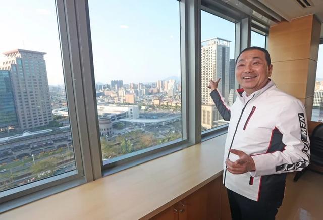 侯友宜一举动被指组建竞选团队,侯友宜驳斥与朱立伦不和传闻