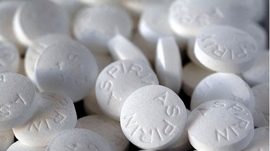 吃阿司匹林和瑞舒伐他汀注意什么,服用阿司匹林和他汀注意事项