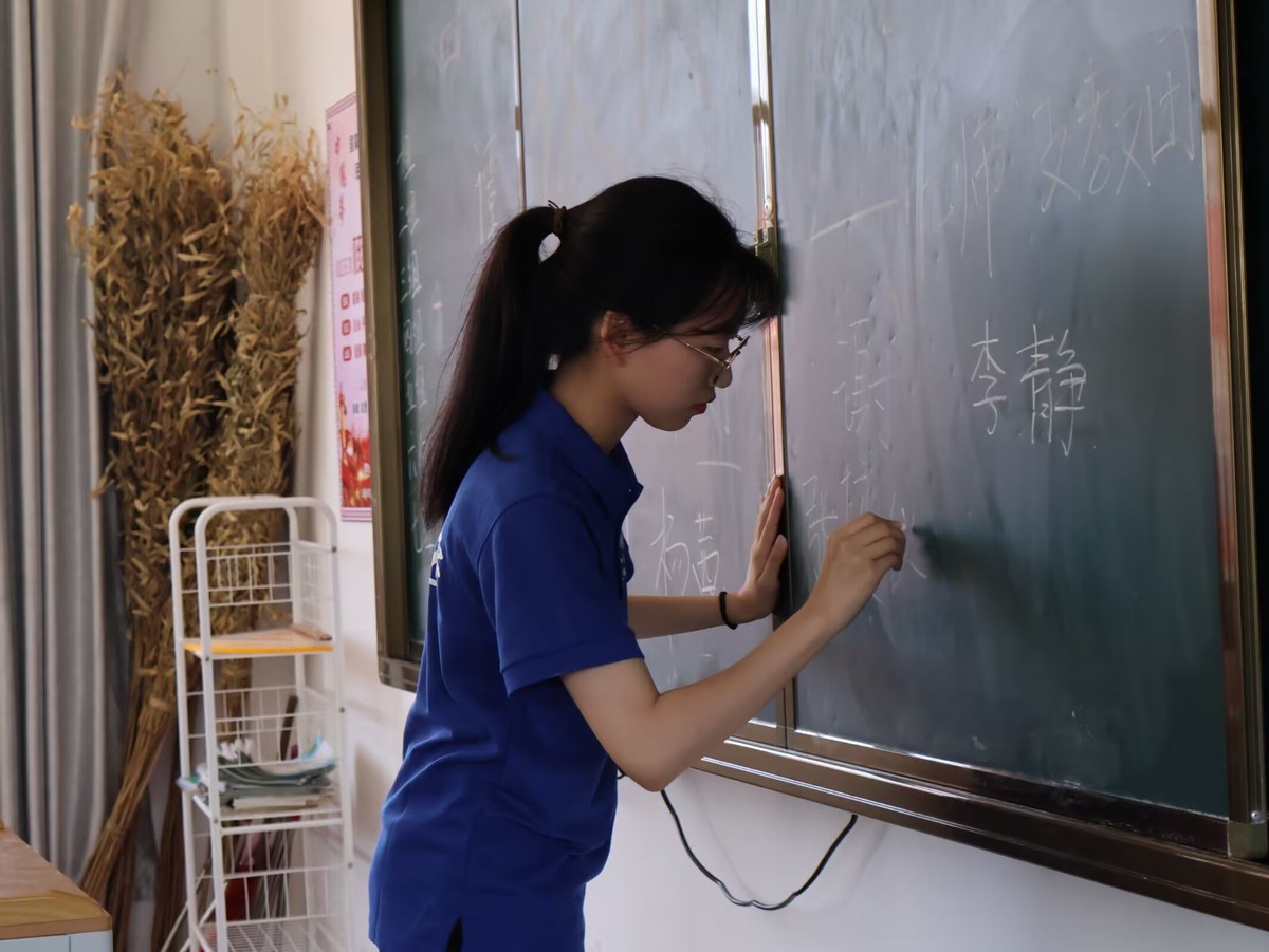 三下乡的湖北学子,湖北学子三下乡追忆红色印记