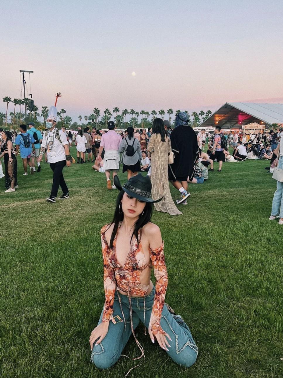 脸部凹陷腮红怎么化妆好看,整容级高光画法