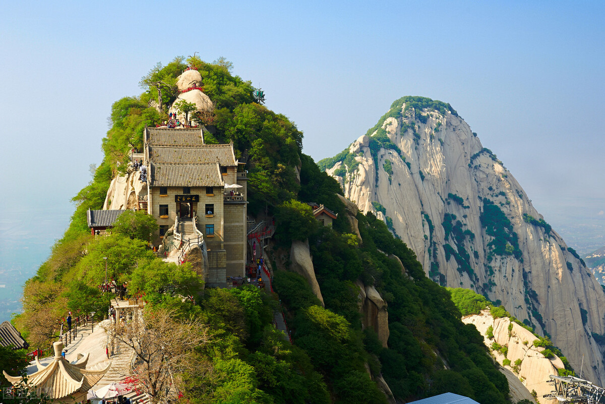 华山一年门票收入有多少,华山风景区免门票吗
