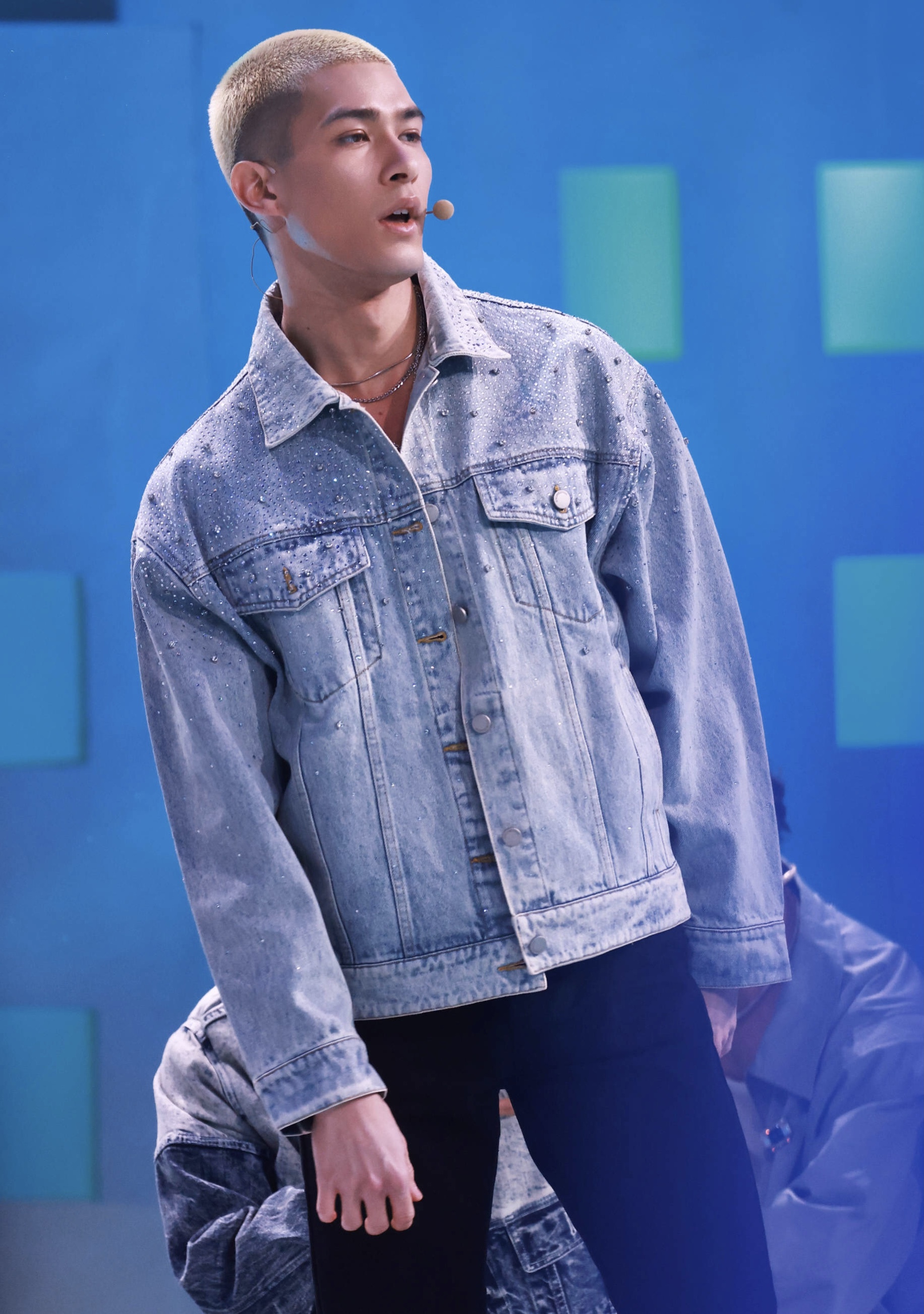 张艺兴同款外套怎么穿,张艺兴白敬亭穿搭