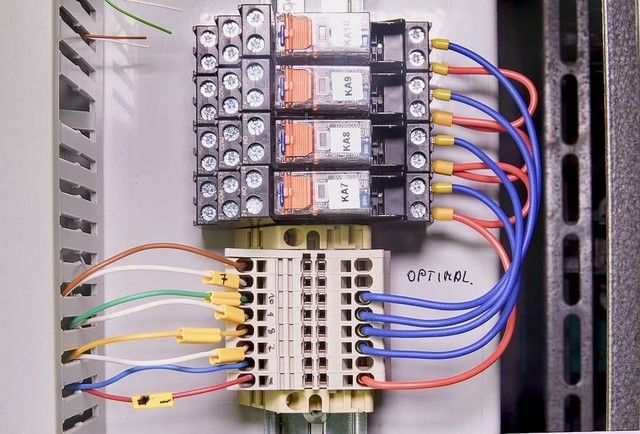 减速电机马达转不动是怎么回事,减速马达维修全过程视频