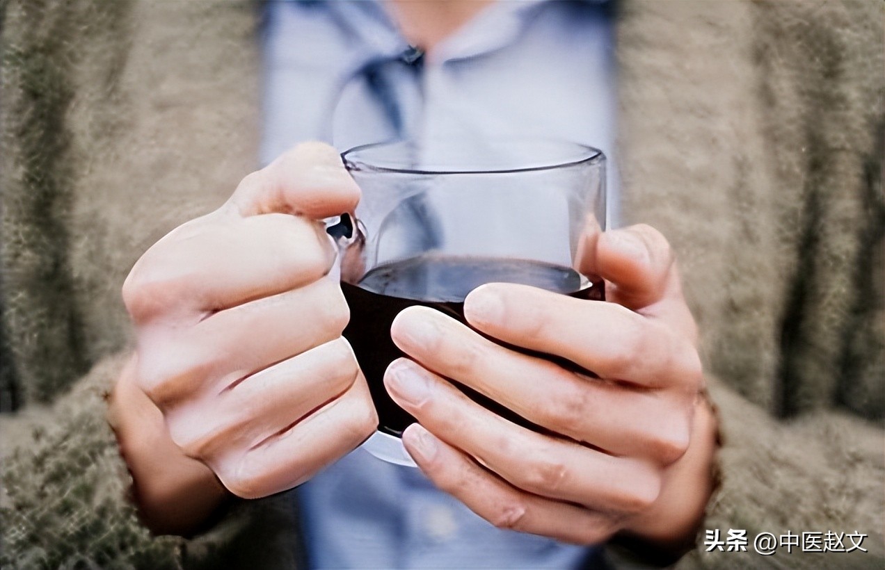 明明体寒却又容易上火,张仲景治疗上热下寒的经典方子