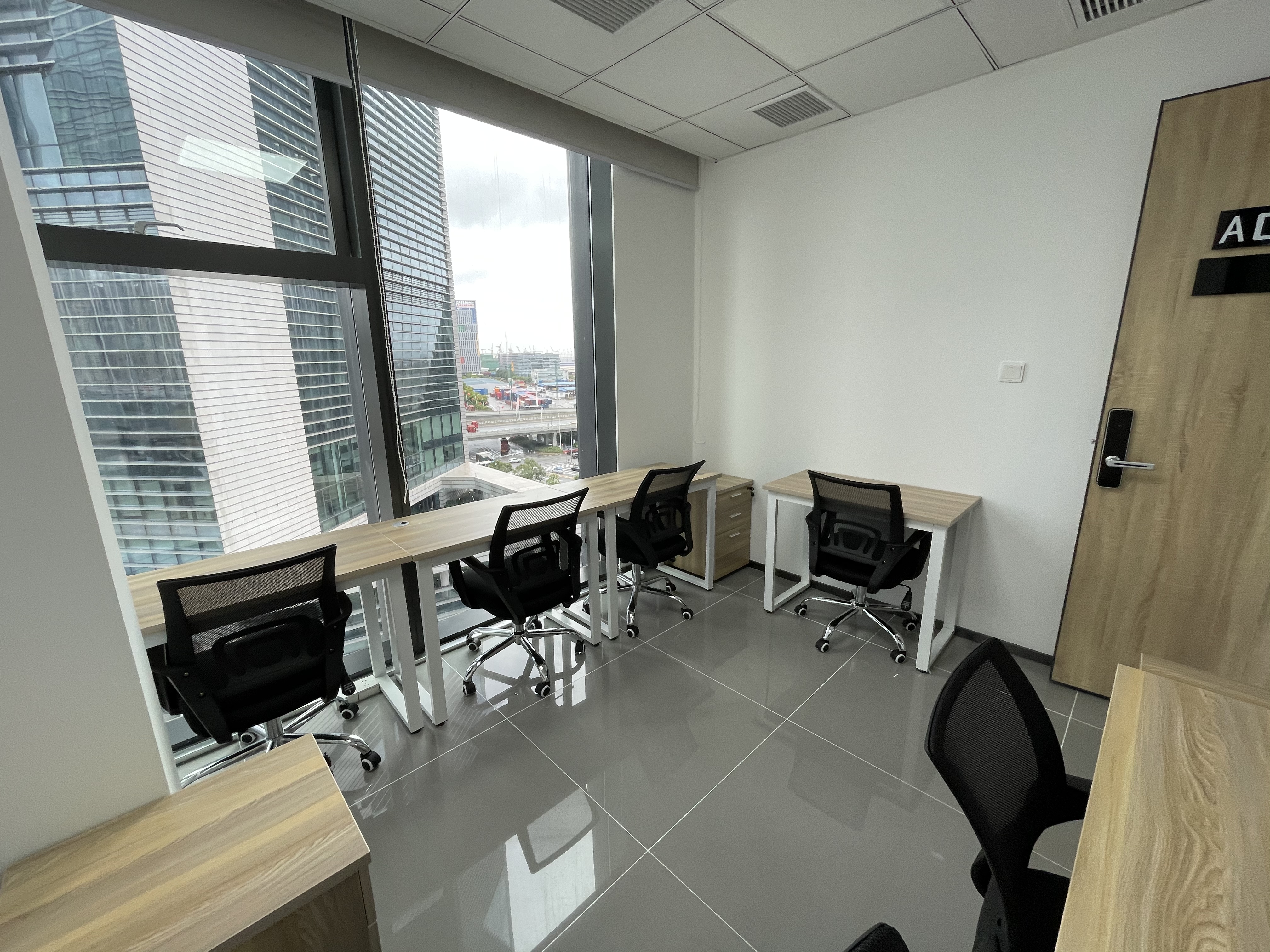 娣卞湷缃楁箹閫傚悎鍒涗笟鐨勫姙鍏鍑虹,缃楁箹鍒涗笟绉熷姙鍏