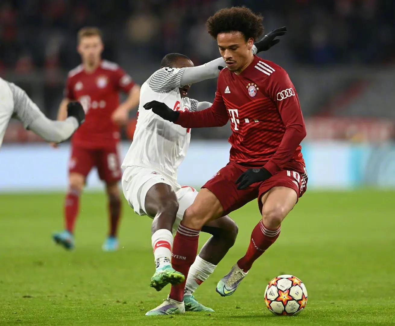 曼城签下瓦伦西亚新星费兰托雷斯,曼城最新交易消息