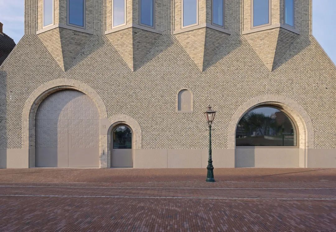 简单爱户型,红砖建筑特殊花样造型