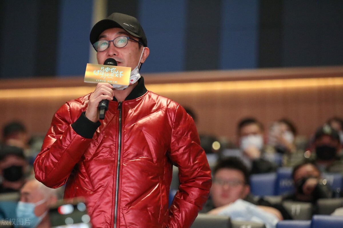 巩汉林怼国足视频,巩汉林被足球运动员怼